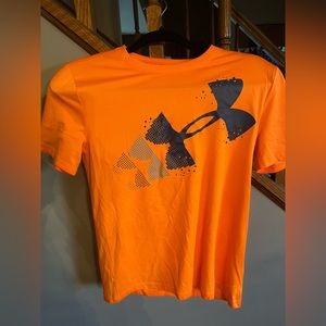 Under Armour Youth Large Orange Dryfit short sleeve T-shirt